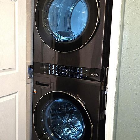 Private Cabin- Breakfast - Double Tub - 75In Tv - Sup - Washer Dryer - Bbq West Point المظهر الخارجي الصورة